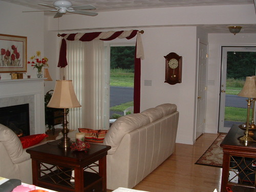 Groveland, MA 01834, USA
